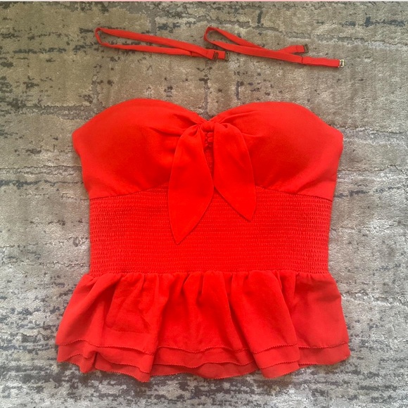 Red Top - Picture 4 of 4